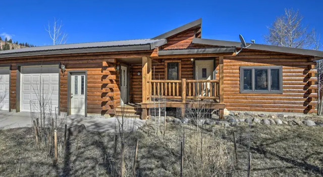 Cabin by Rio Grande - 19 Mi to Wolf Creek!, Rezerwuj Dom wakacyjny Hotele w South Fork z parkingiem, Parking