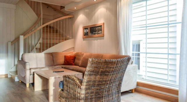 Beautiful Home in Farsund With 4 Bedrooms and Wifi