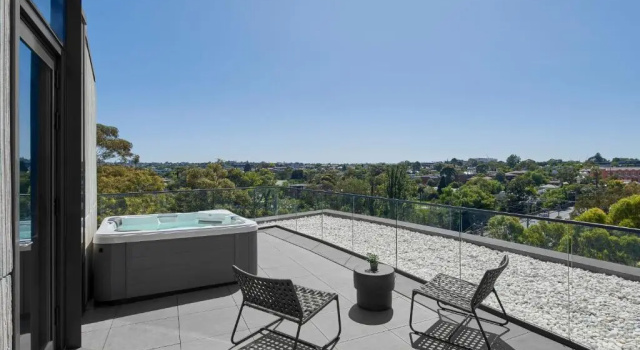 Номер Standard с балконом Element by Marriott Melbourne Richmond