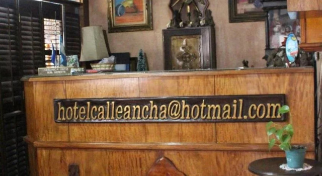 Hotel Calle Ancha, Book Hotel Hotels in Zacatepeques with Parking, Parking