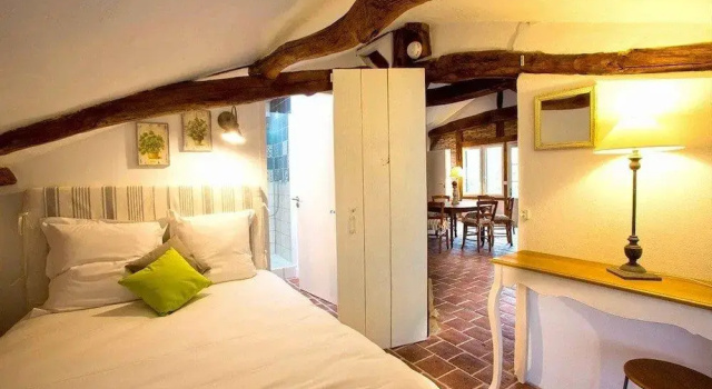La Maison Dhotes Du Resinier