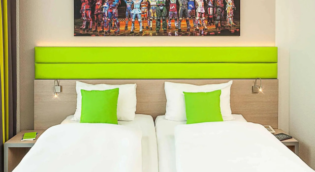 Отель B&B HOTEL Bochum‑Hbf, Забронировать Отель «постель и завтрак» Отели Бохум с парковкой, Парковка