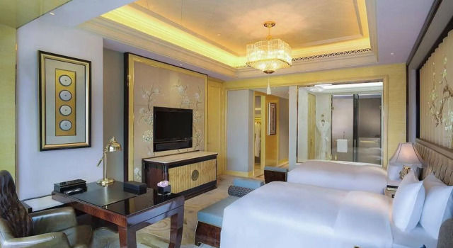 Wanda Reign Wuhan