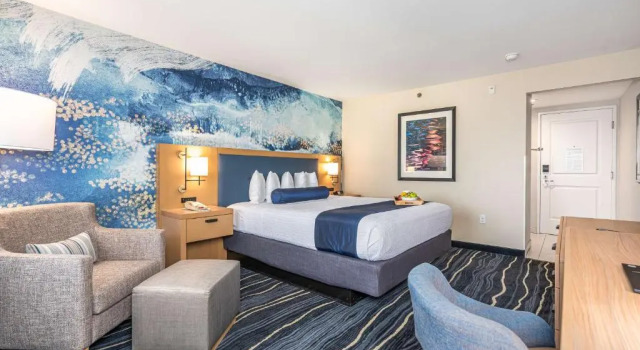 Номер Standard с балконом Best Western Plus Marina Gateway Hotel