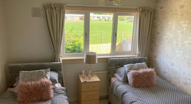 3bed House - Family Friendly - Close To Lochness