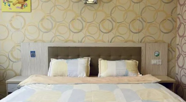 Люкс Deluxe Bear house chain hotel (Shanghai Chuansha subway station store)