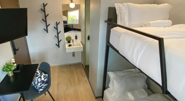 Четырёхместный номер Standard ST Signature Bugis Beach, SHORT OVERNIGHT, 8 Hours, 11PM-7AM
