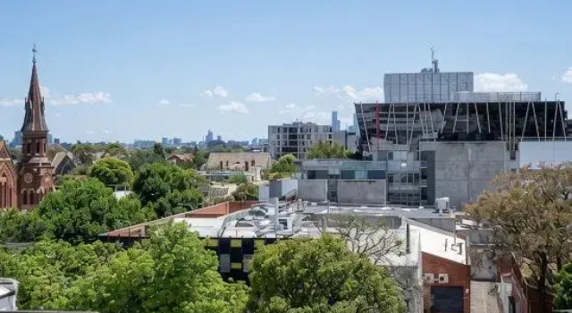 Modern 2B Apt with Views Near Swinburne University, Varaa Hotelli Melbourne 