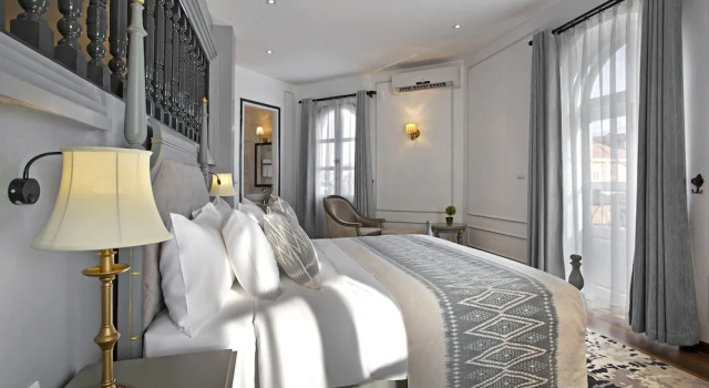 Двухместный номер Premier с балконом Le Thatluang DoR Boutique Hotel