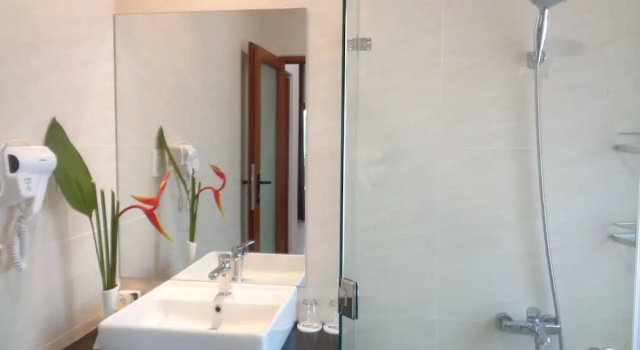 Семейное бунгало Mango Garden Resort