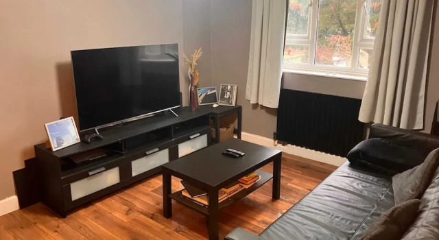 Spacious 1BD Flat - 4 Mins to Regent's Canal!