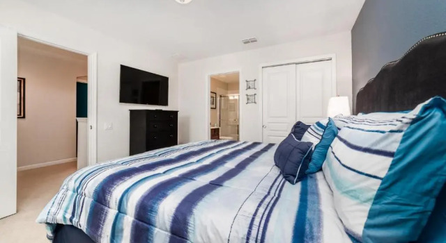 2588 Archfeld Blvd, Забронировать Отель Отели Селебрейшн 3 звезды, рядом с Mystic Dunes Golf Club, 3*