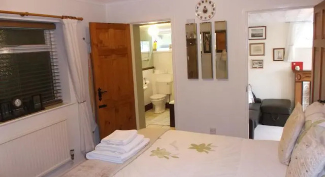 Seaside B&B in North Wales, Забронировать Отель «постель и завтрак» Отели Сноудония с парковкой, Парковка
