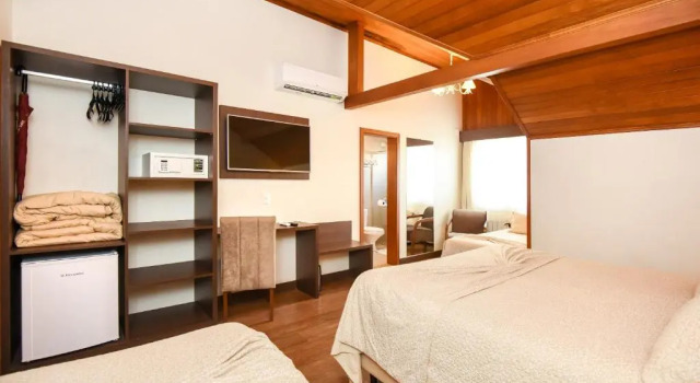 Четырёхместный номер Deluxe Hotel Kehl Haus