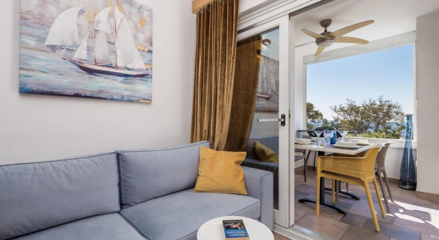 Amazing Apartment in Gajac With 2 Bedrooms and Wifi, Buchen Sie Ferienwohnung Gajac Pag