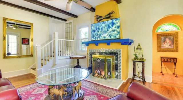 Коттедж с 3 комнатами с балконом Sarasota Vacation Rental w/ Private Pool & Lanai!