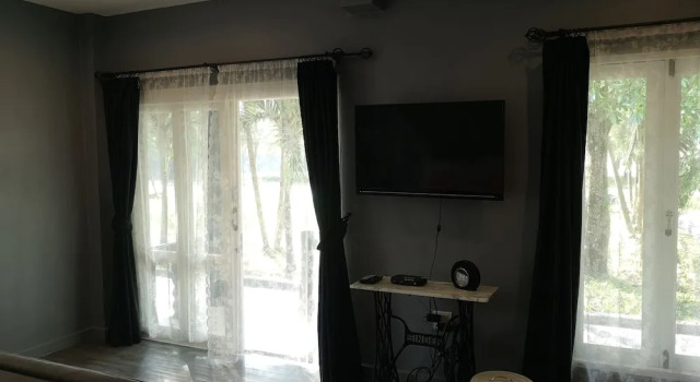 Mrs. Swan Hotel, Забронировать Отель Ранонг провинция Ранонг