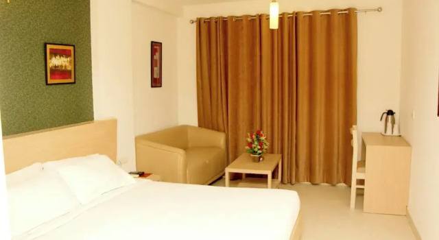 Номер Deluxe Hotel Crown Palace