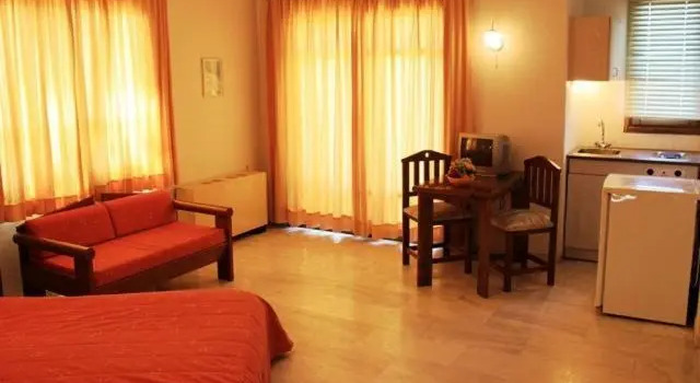 Студия Цокольный этаж Calypso Hotel Apartments