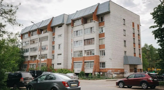 Две Подушки на ул. Воровского 60