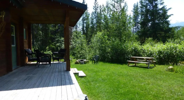 Mica Mountain Lodge & Log Cabins, Забронировать Отель Тет-Жон-Каш Thompson Okanagan