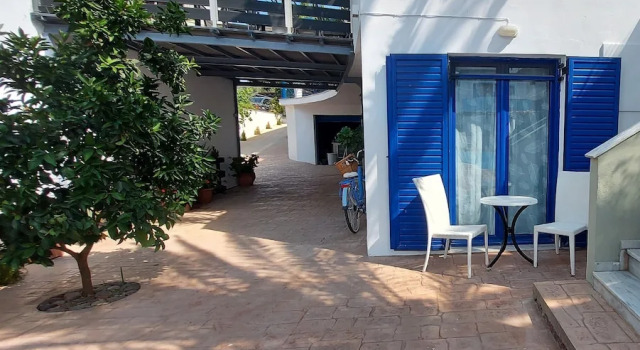 Omega Rooms Anaxos