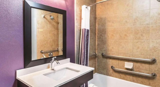 Двухместный номер Deluxe La Quinta by Wyndham Mission at West McAllen