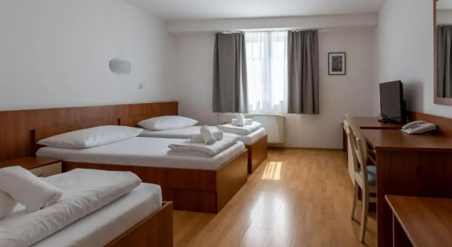 Трёхместный номер Hotel Porto