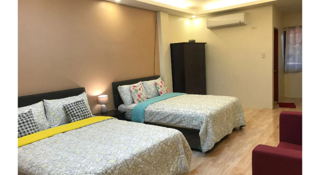 Семейный люкс Guest Hotel