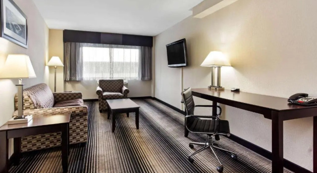 Номер Standard La Quinta Inn & Suites by Wyndham Chicago - Lake Shore