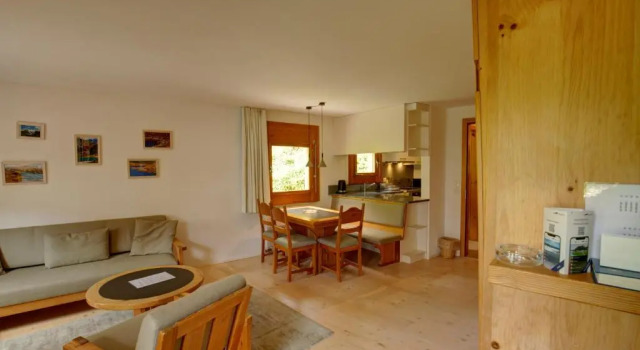Chesa Munteratsch 2-Zimmerwohnung 410 Typ E, Book Hotel Silvaplana 