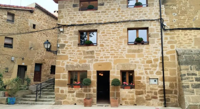 La Casa de las Tinas 2, Book Hotel Sajazarra 