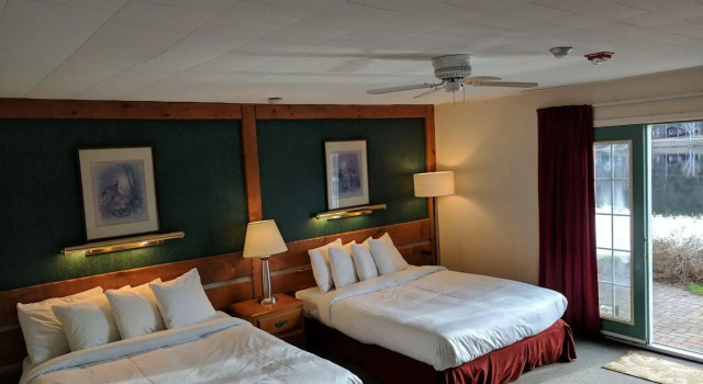 Algonquin Lakeside Inn, Varaa Hotelli  