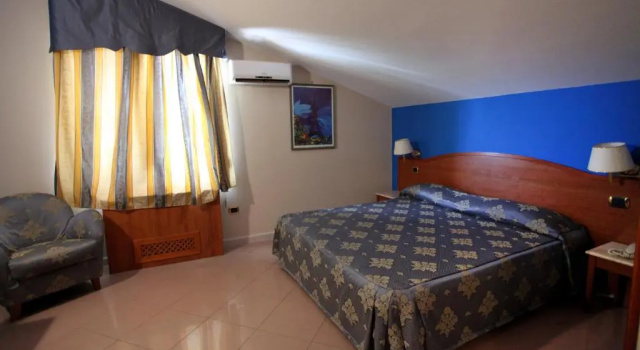 Трёхместный номер Standard Belsito Hotel