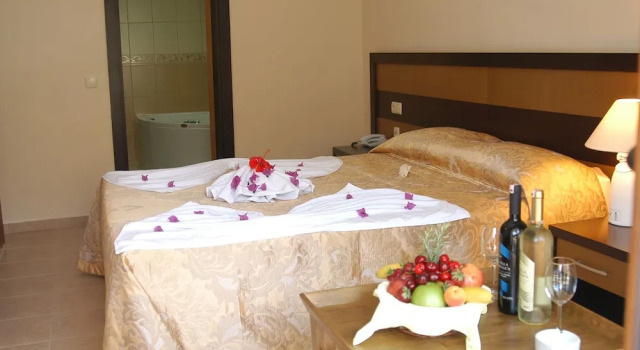 Люкс с балконом Dalyan Tezcan Hotel