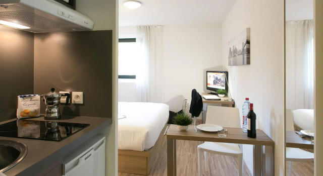 Двухместный люкс Business Ténéo Apparthotel Bordeaux Mérignac - Aéroport