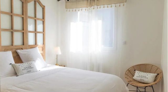 Коттедж c 1 комнатой Guest house " Gîte L'ATELIER DU 6"- calme - jardin