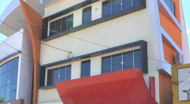 D Lima Hotel, Book Hotel  