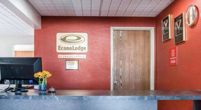 Econo Lodge Cadillac
