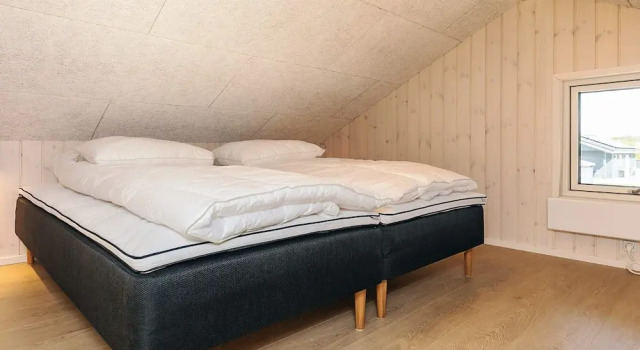 5 Star Holiday Home in Humble, Book Vacation Home Hotels in Humble with Parking, near Ristinge Beach, Parking