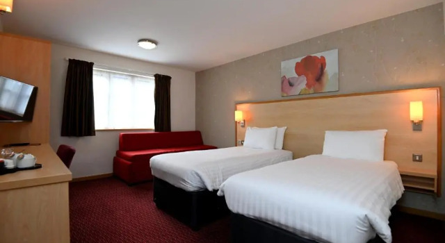 Двухместный номер Standard Meadow Farm Redditch by Marstons Inns