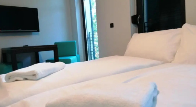 Четырёхместный номер Standard KH Hotel