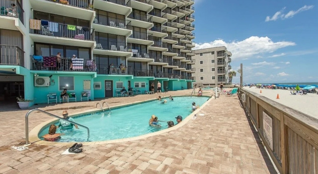 Royal Garden Resort 206 2 Bedroom Condo by RedAwning