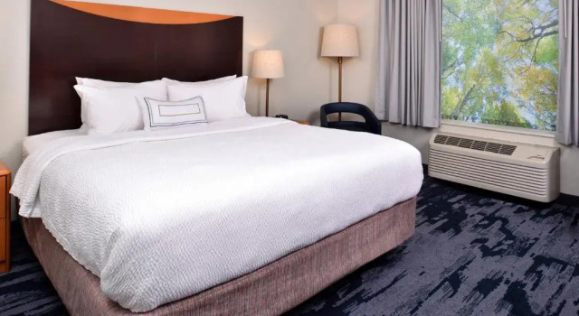 Номер Standard Fairfield Inn and Suites Beloit