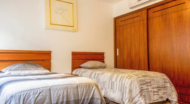 Exclusive 5th Ave Apt with Private Pool, Забронировать Апартаменты/квартира Отели Плая-дель-Кармен с парковкой, рядом с Пляжный клуб Mamitas, Парковка