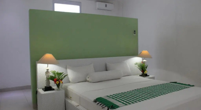 Villa Putih Lovina