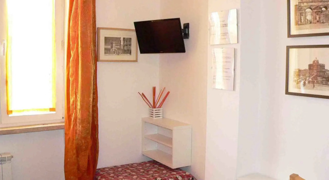 Il tetto di San Paolo, Prenota Hotel Roma Lazio