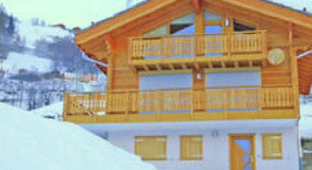 Lavish Holiday Home in Heremence With Balcony, Rezervați Casă de vacanță Hérémence 