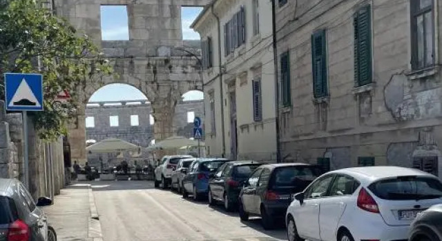 Snjezana Colosseum, Забронировать Апартаменты/квартира Апартаменты Пула, рядом с Pula Twin Gates, Апартаменты/квартира