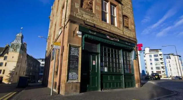 Executive Open Plan Apartment in Leith, Prenota Appartamento Hotel a Lothian con parcheggio, Parcheggio